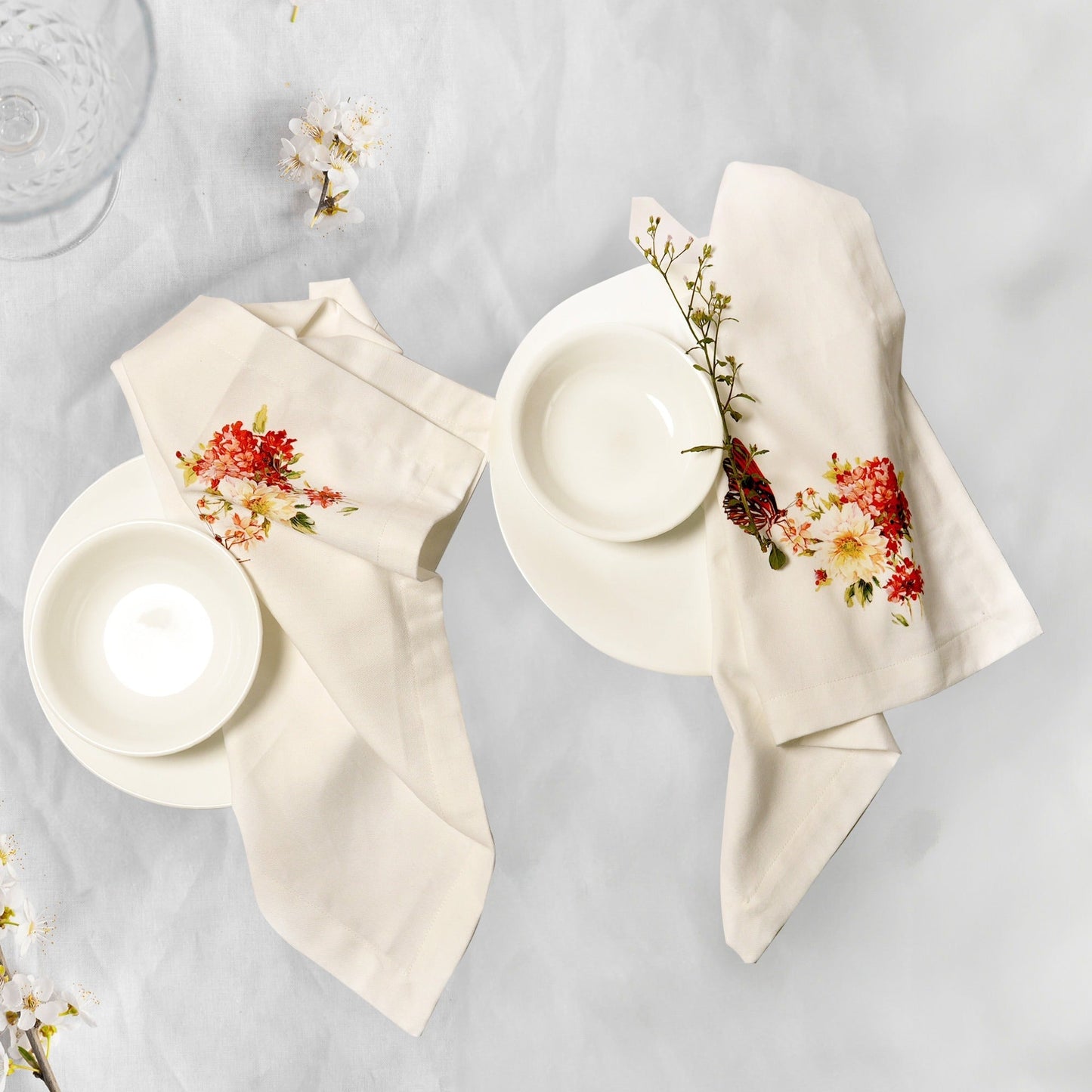 Printed Napkin Twill 100% cotton, 18"x18" Red Butterfly - Set of 4 - India Wholesale Co.