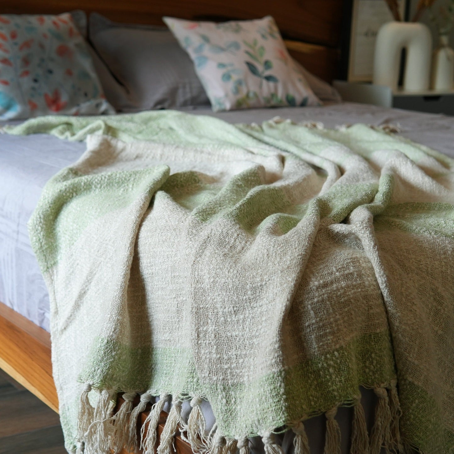 Diamond Weave Throw with Tassels, 50"x 60"‚ 100% Cotton, Sage Green - India Wholesale Co.