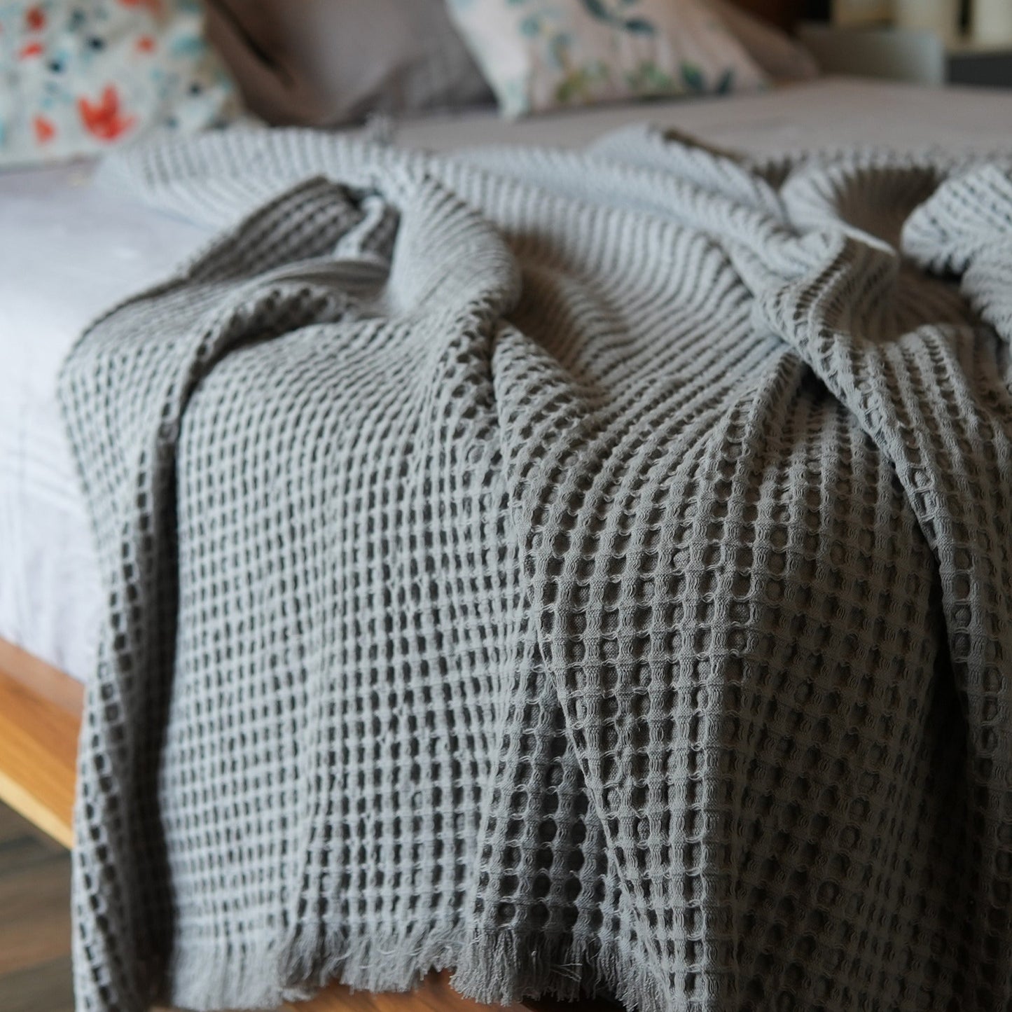 Waffle Weave Throw with Fringes, 50"x 60", 100% Fresh Cotton, Mineral Gray - India Wholesale Co.