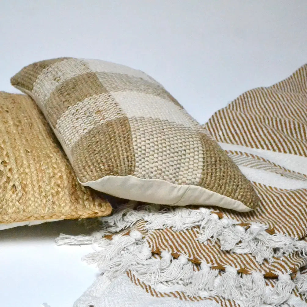 Jute Cotton Plaid Cotton & Jute Pillow Cover, 14"x20", White & Natural - India Wholesale Co.
