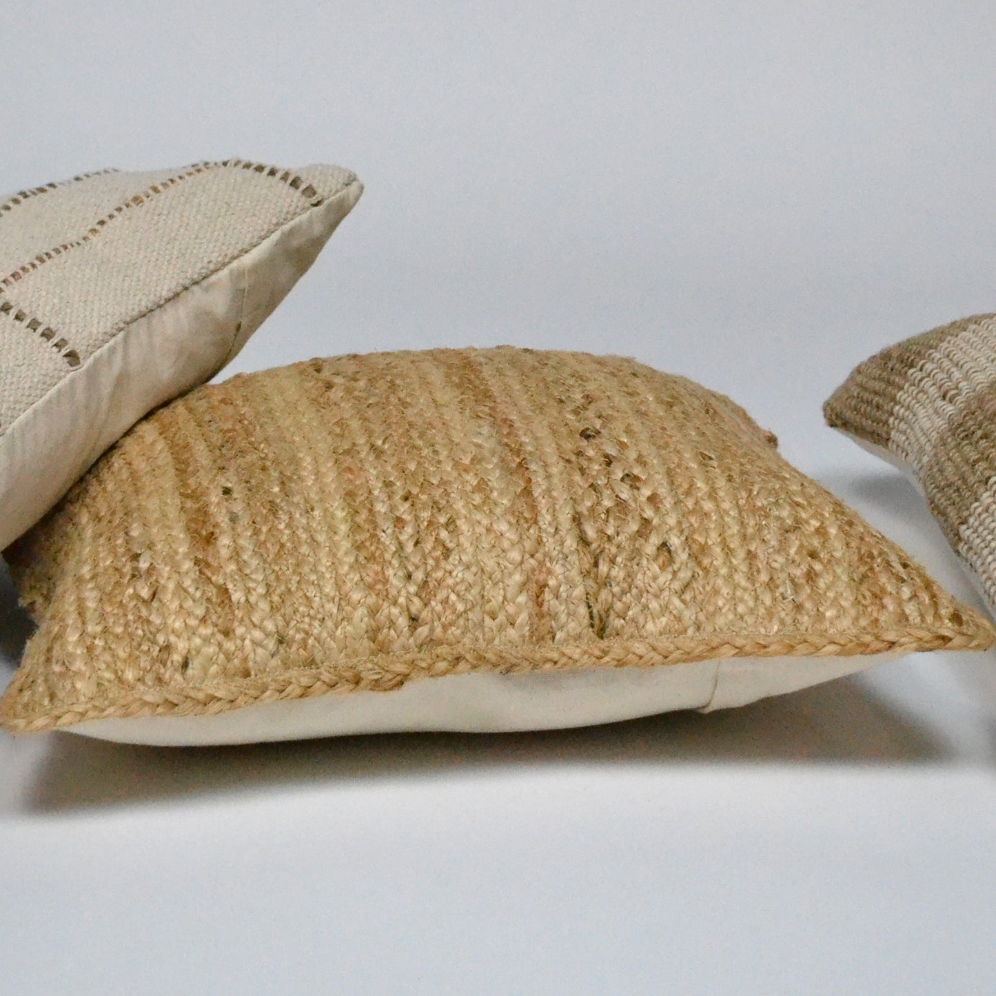 Braided woven 100% Jute Pillowcover, 20"x20", Natural - India Wholesale Co.