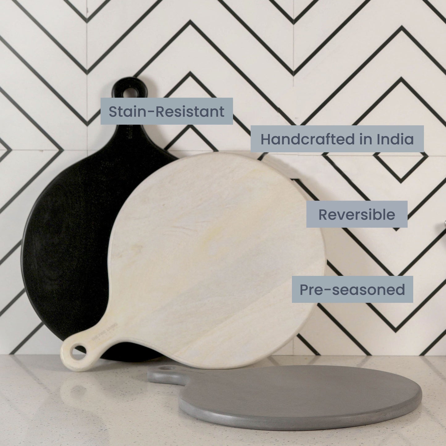 Round Paddle Server Black Oil Mango Wood 16"x12" - India Wholesale Co.