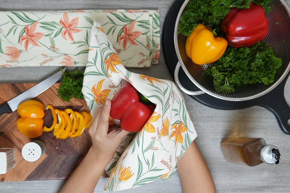 USA’s Trusted Supplier for Kitchen Towels & Wooden Boards in Bulk