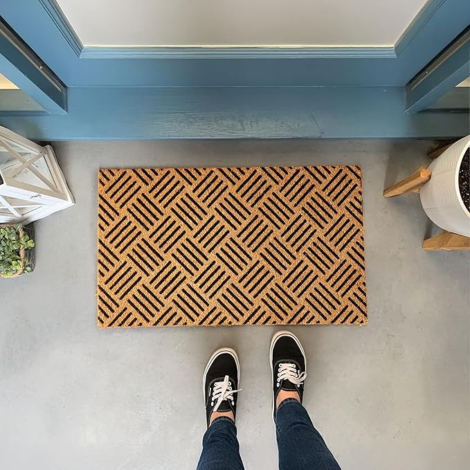 Geometric Coir Welcome Doormat – Non-Slip Indoor/Outdoor Rug