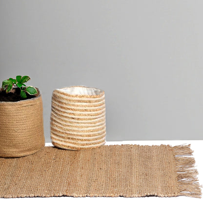 Flat woven jute rug with fringes, GSM- 1850. Natural Jute 2 X 4